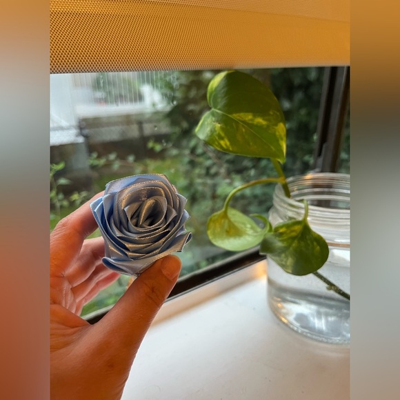 Elegant Blue Satin Rose Bouquet- 9 roses - Picture 4 of 4